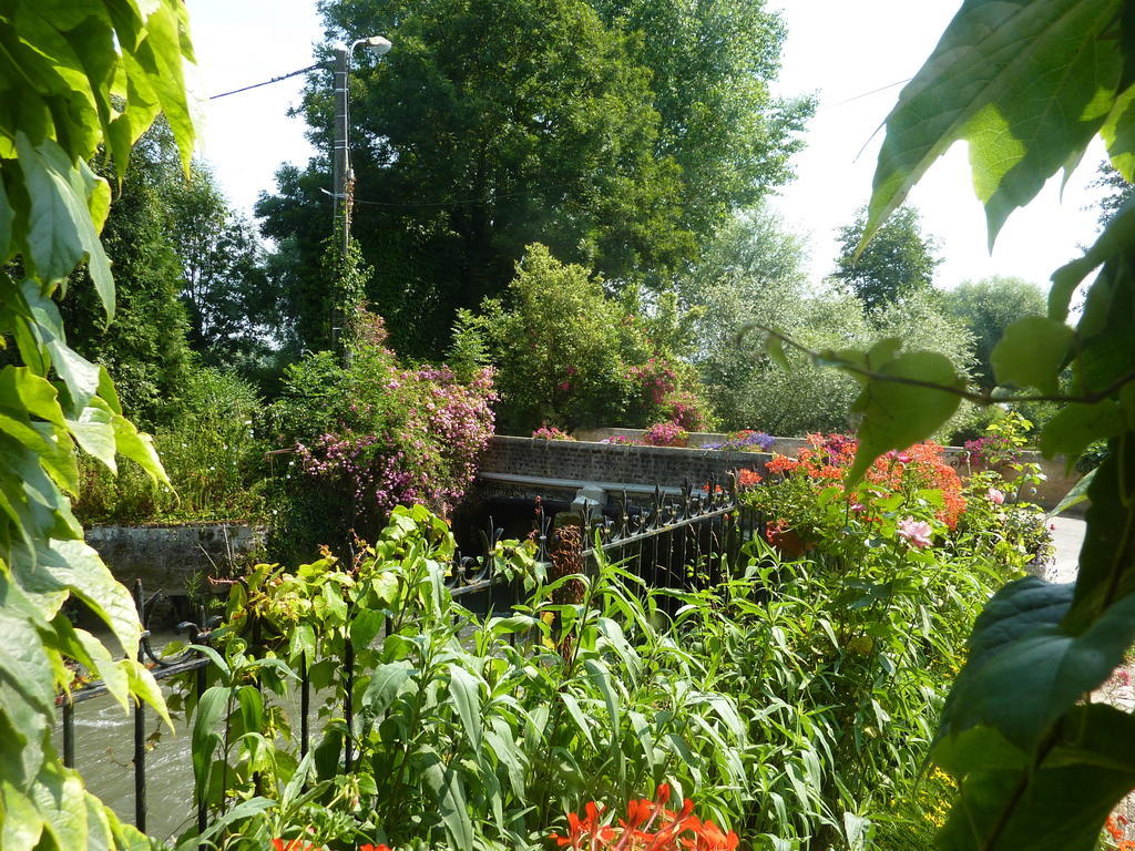 Le Moulin De Tigny Bed and Breakfast Exterior foto